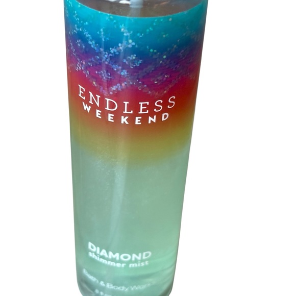 Bath & Body Works Endless Weekend Diamond Shimmer Mist 8 oz - Picture 2 of 6